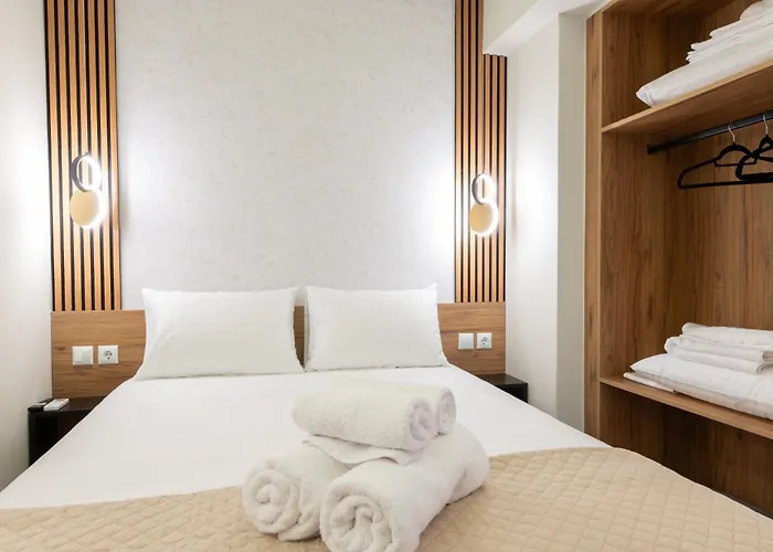 Modern Rooms Pagrati